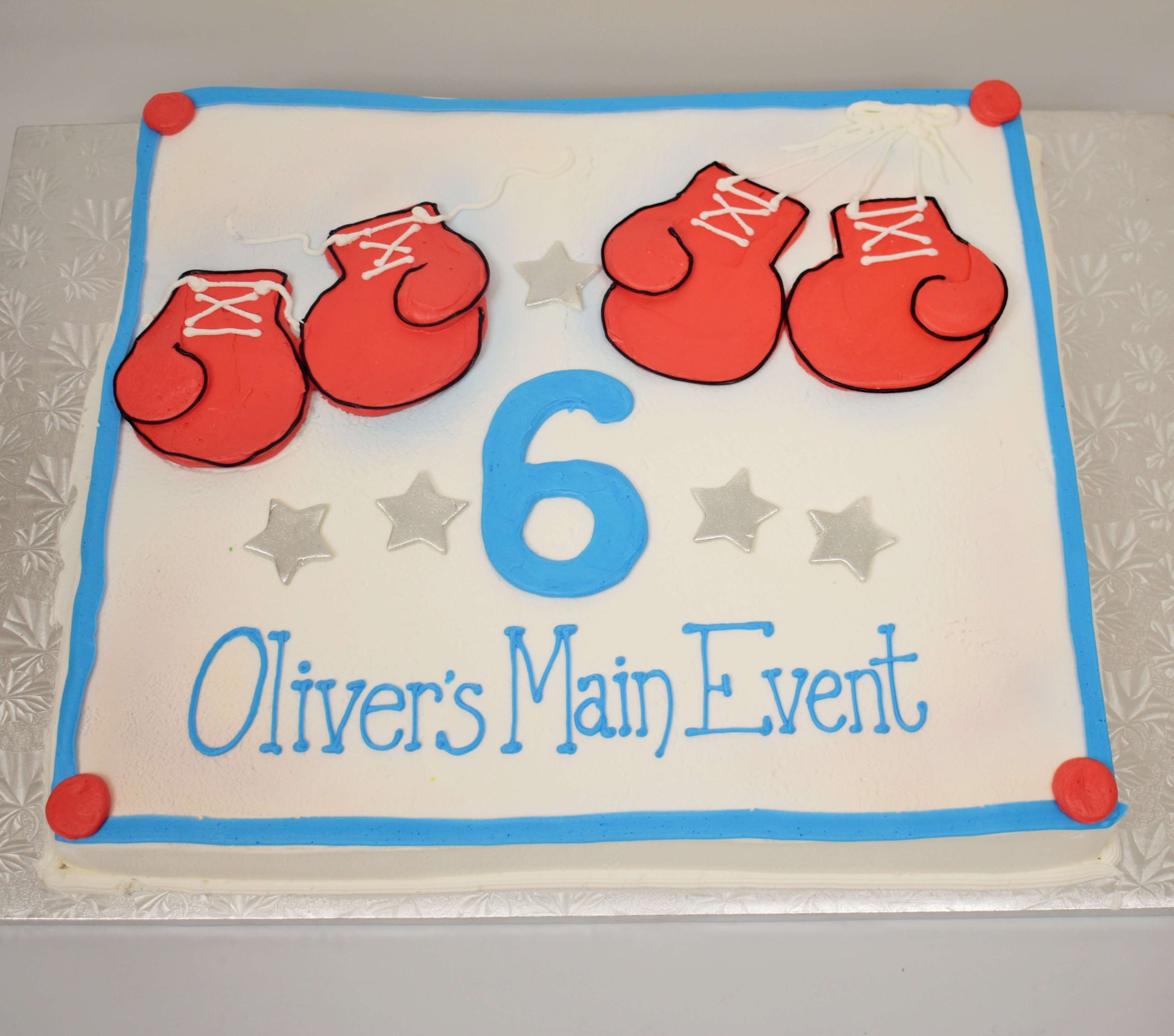 Boxing Decorated Cake