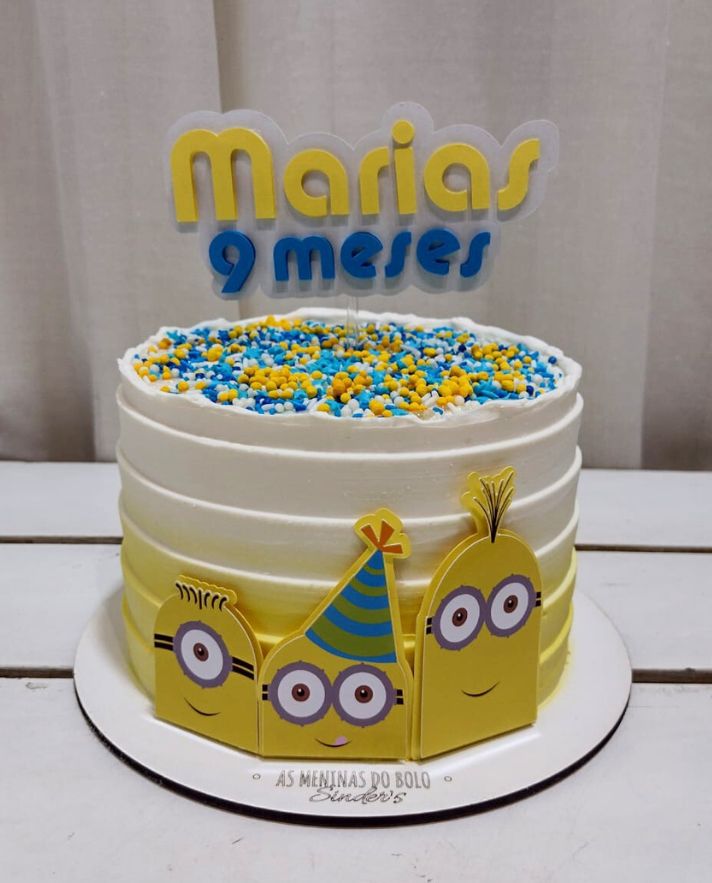 Bolo Decorado Minions