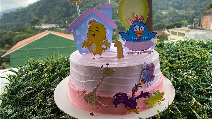 Pintadinha Chicken Decorated Cake