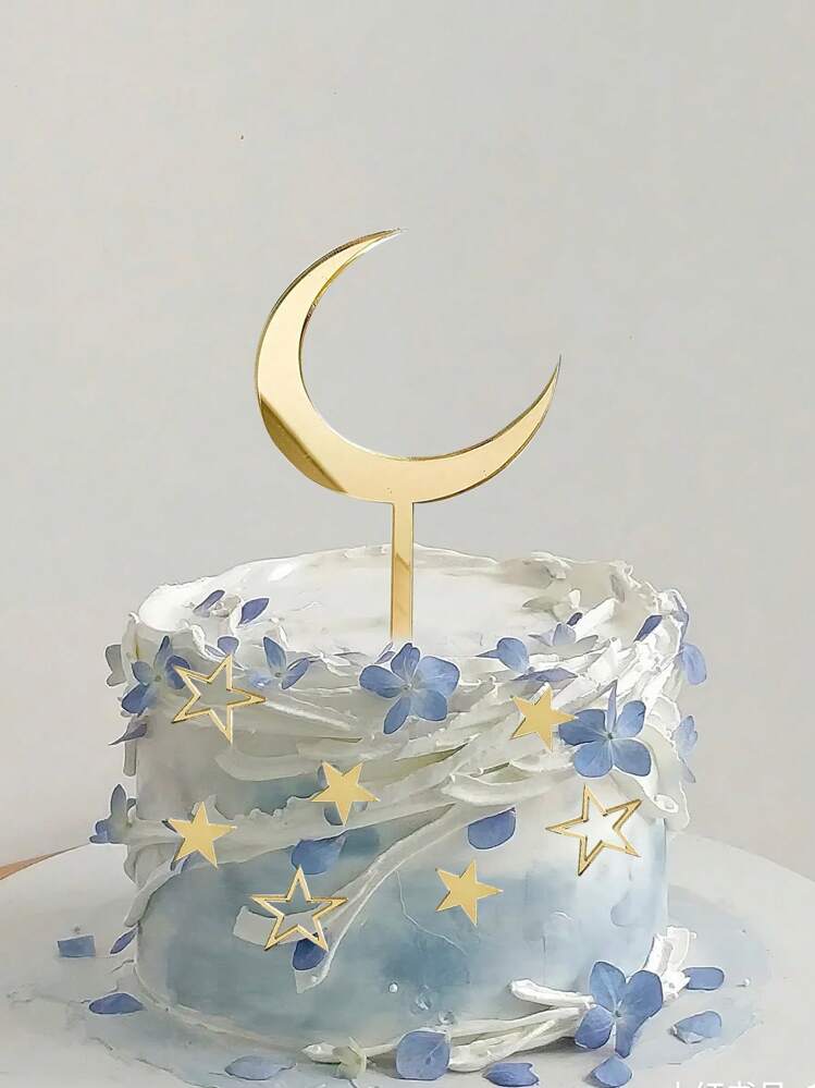 Decorated Moon Cake