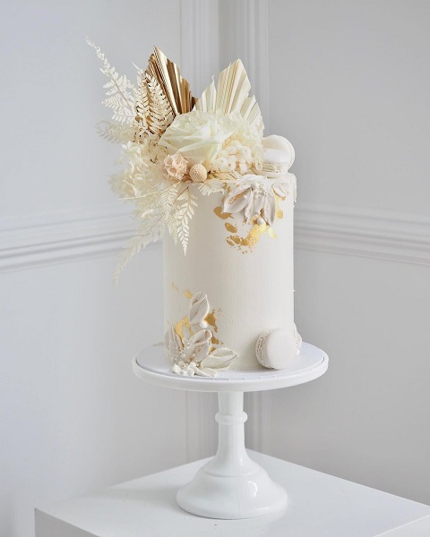 Elegant Decorated Cake