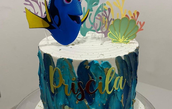 Bolo Decorado Dory