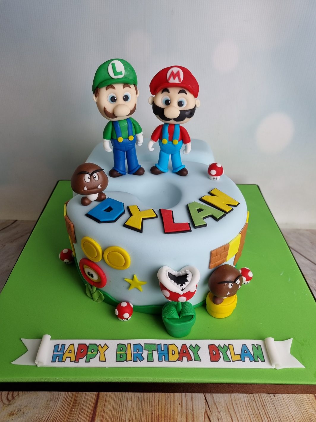 Super Mario Decorated Cake