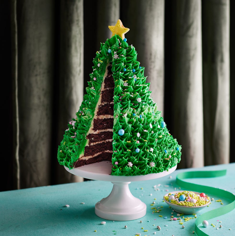 Tree Decorated Cake