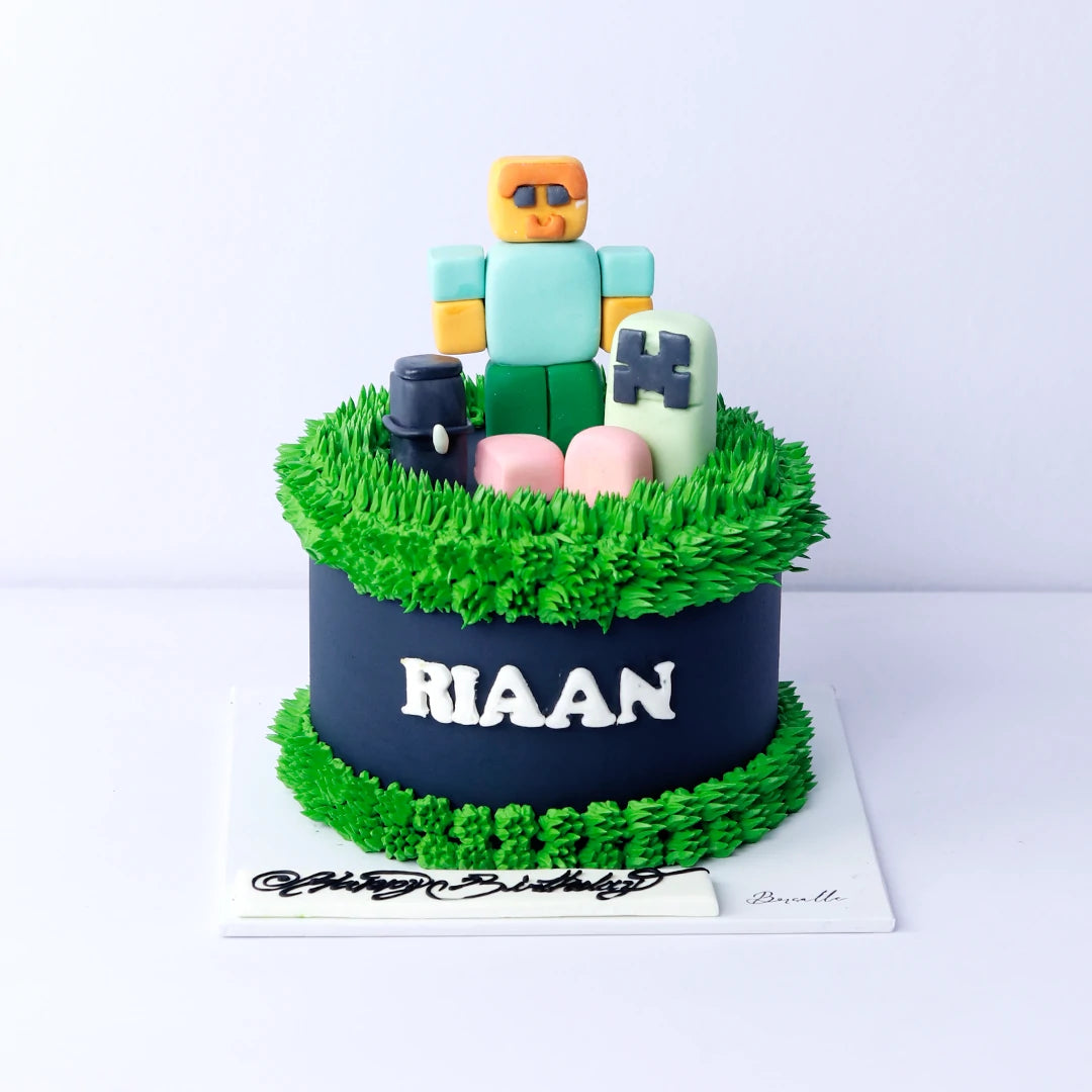 Minecraft decorated cake