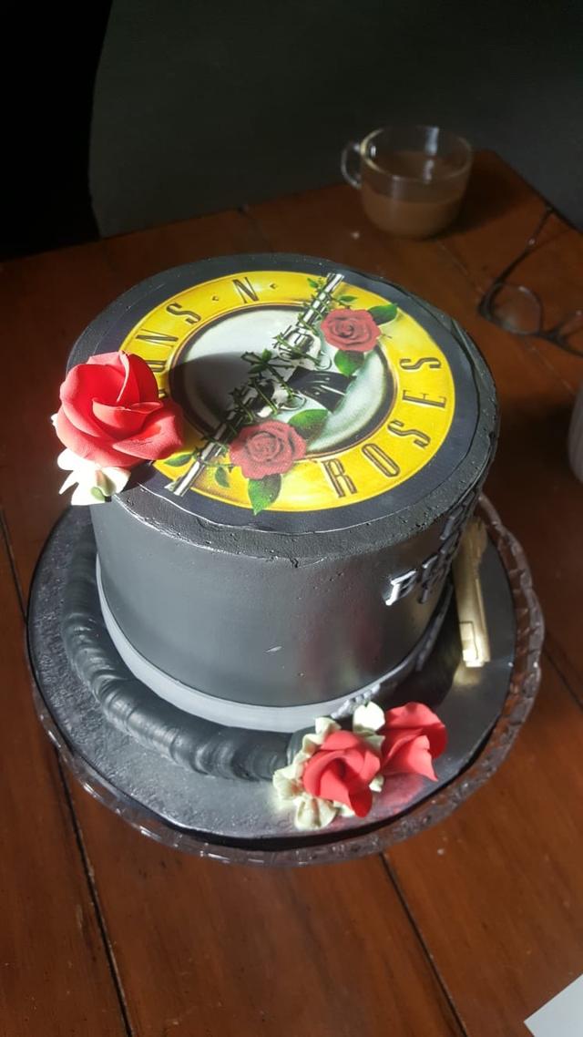 Guns N Roses Decorated Cake