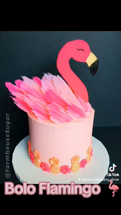 Bolo Decorado Flamingo