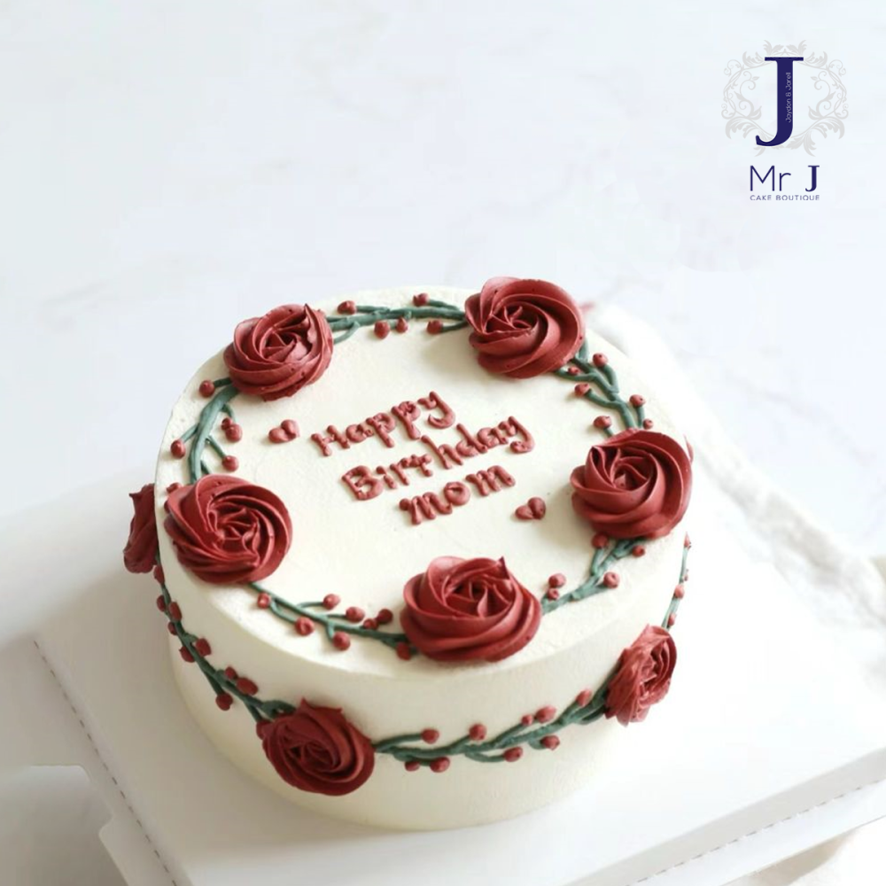 Decorated Red Roses Cake