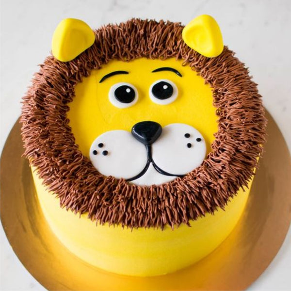 Lion Decorated Cake