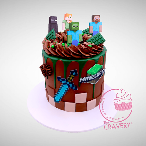 Minecraft decorated cake