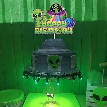 Bolo Decorado Alien