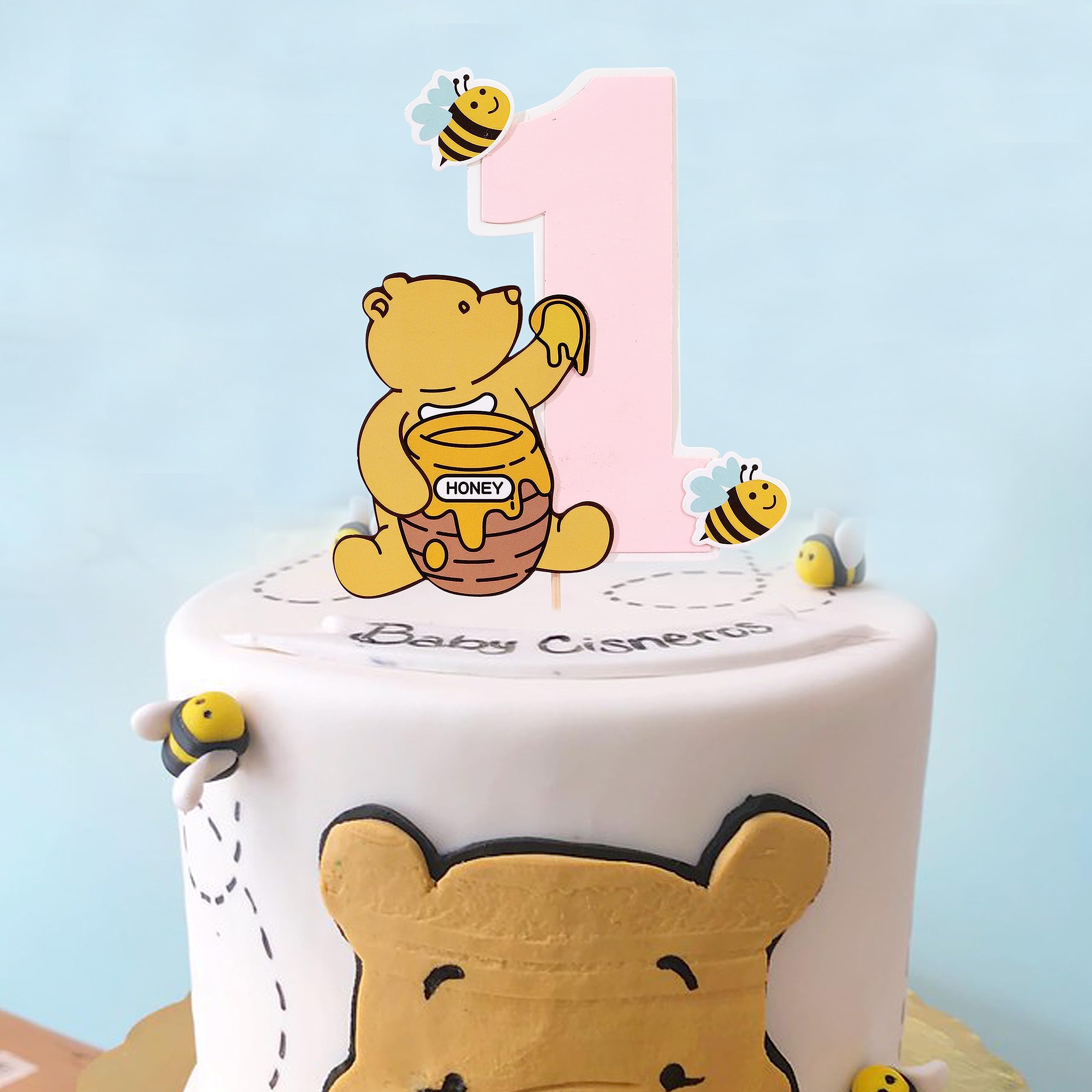 Winnie the Pooh Decorated Cake