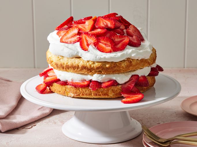 Strawberry Shortcake Decorated Cake