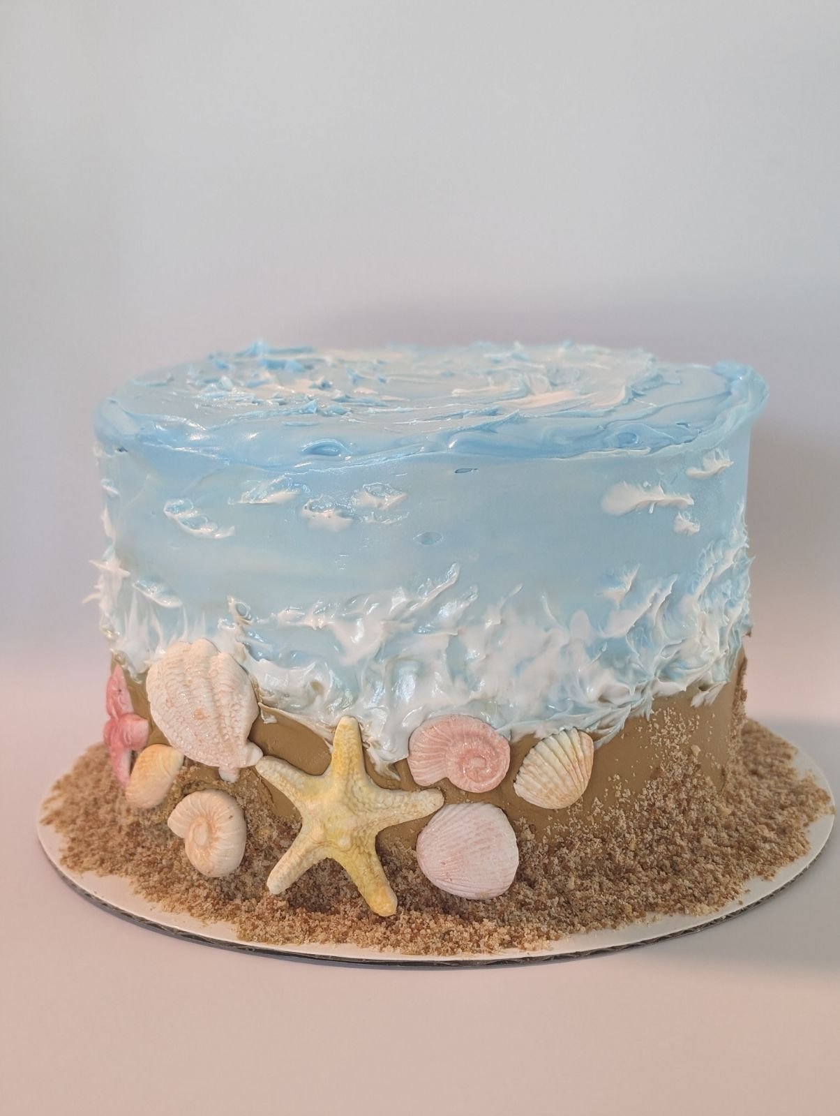 beach decorated cake