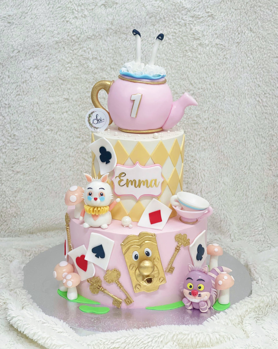 Alice in Wonderland Decorated Cake