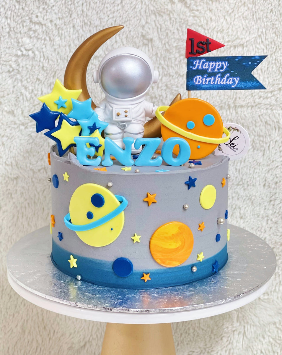 Astronaut Decorated Cake