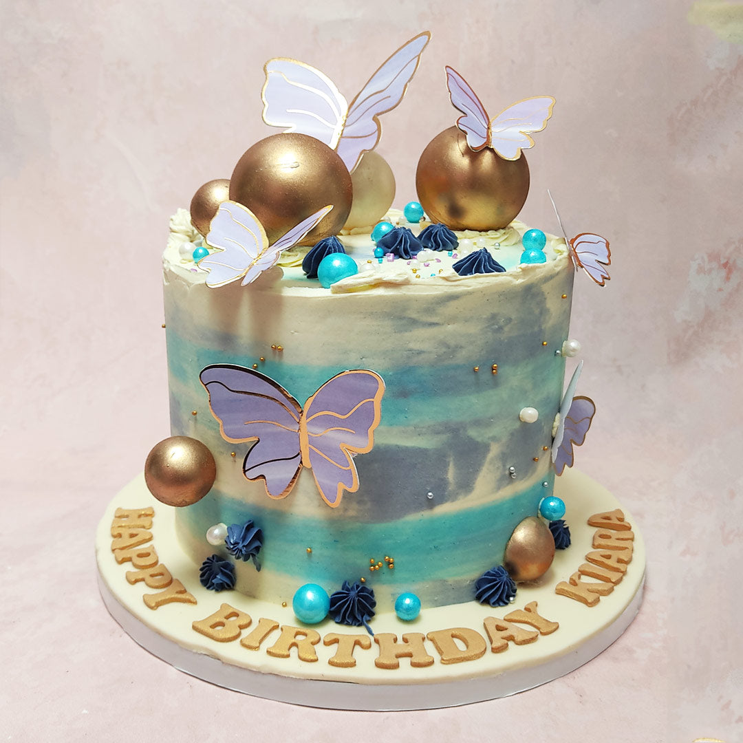 butterfly decorated cake