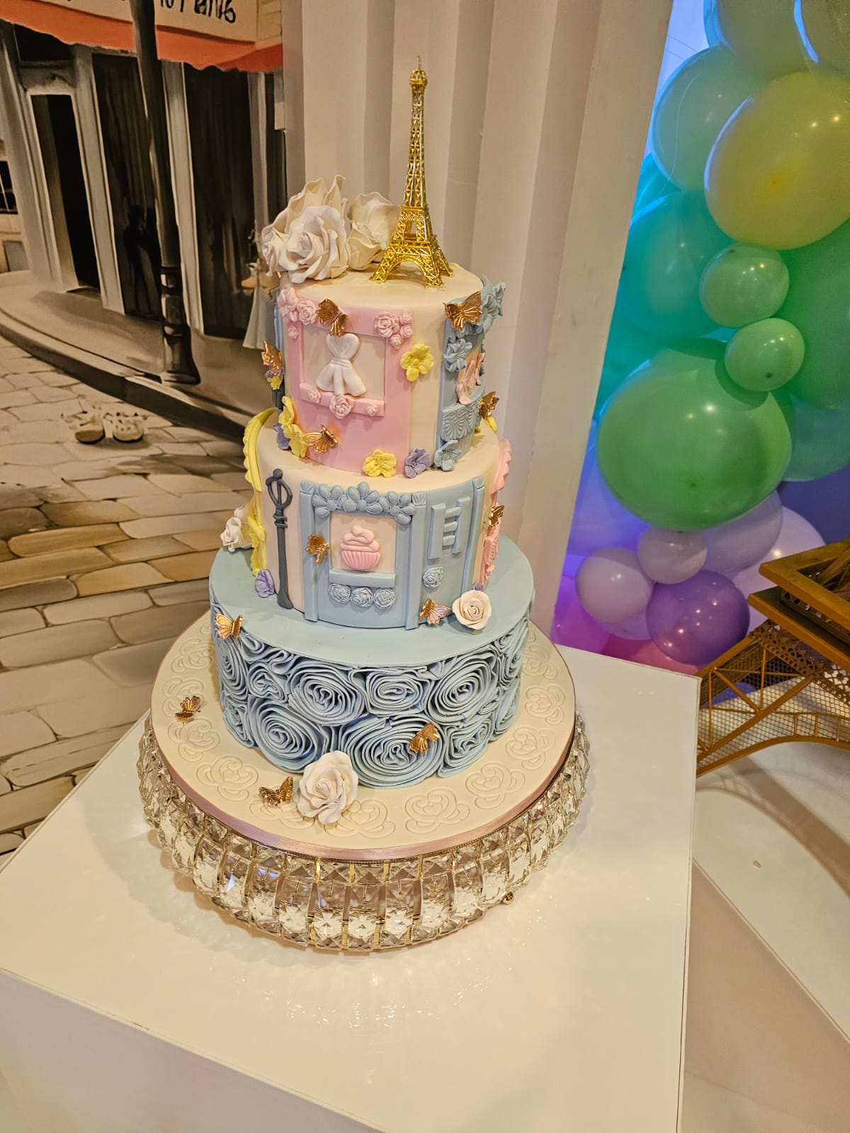 Paris decorated cake