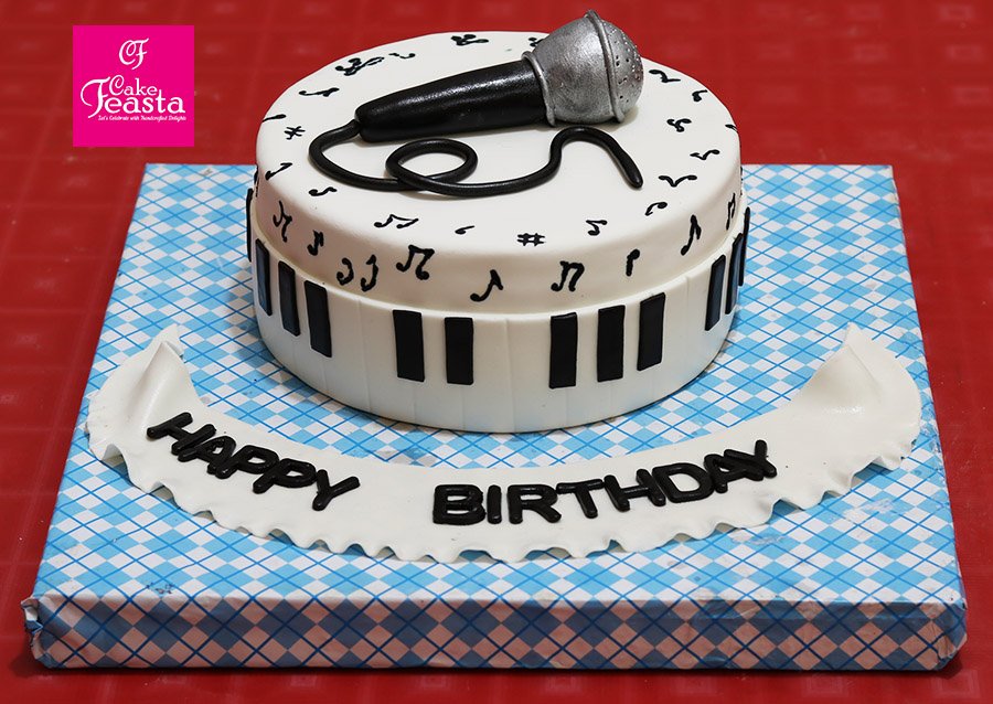 Cake Decorated Music