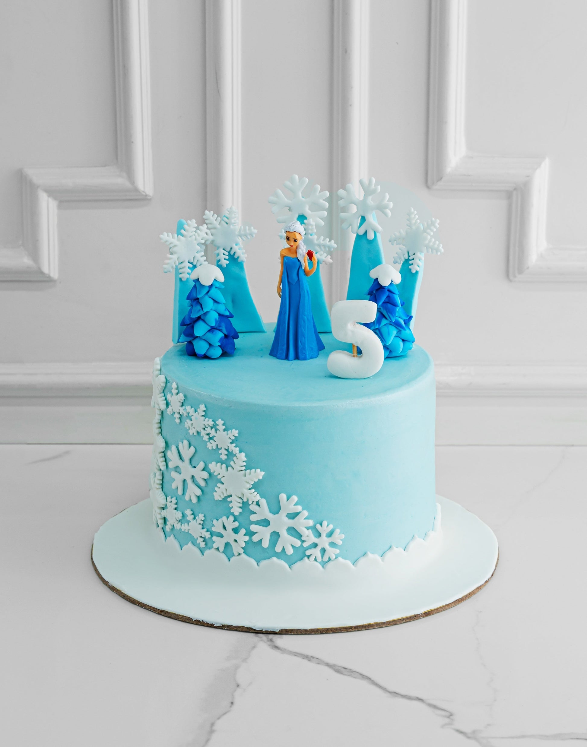 Frozen Decorated Cake