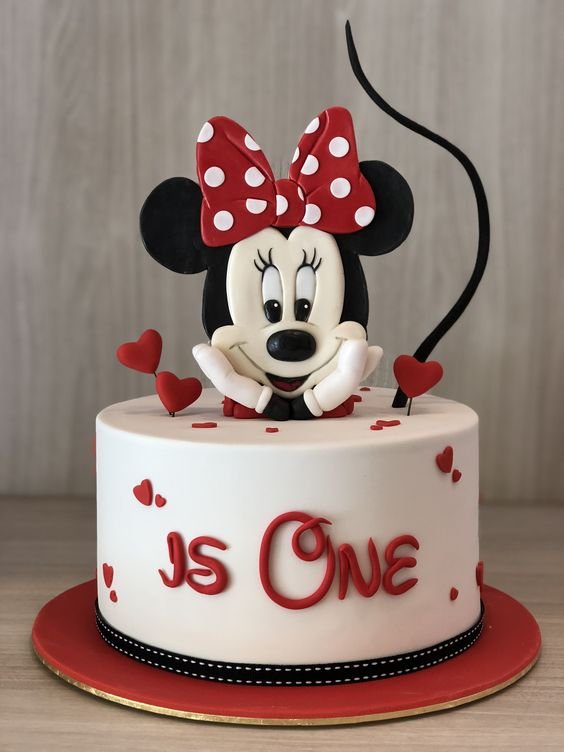 Mickey decorated cake