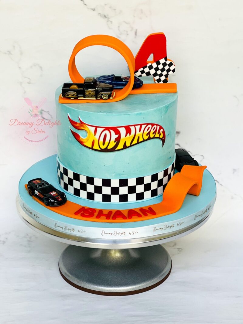 Hot Wheels Decorated Cake