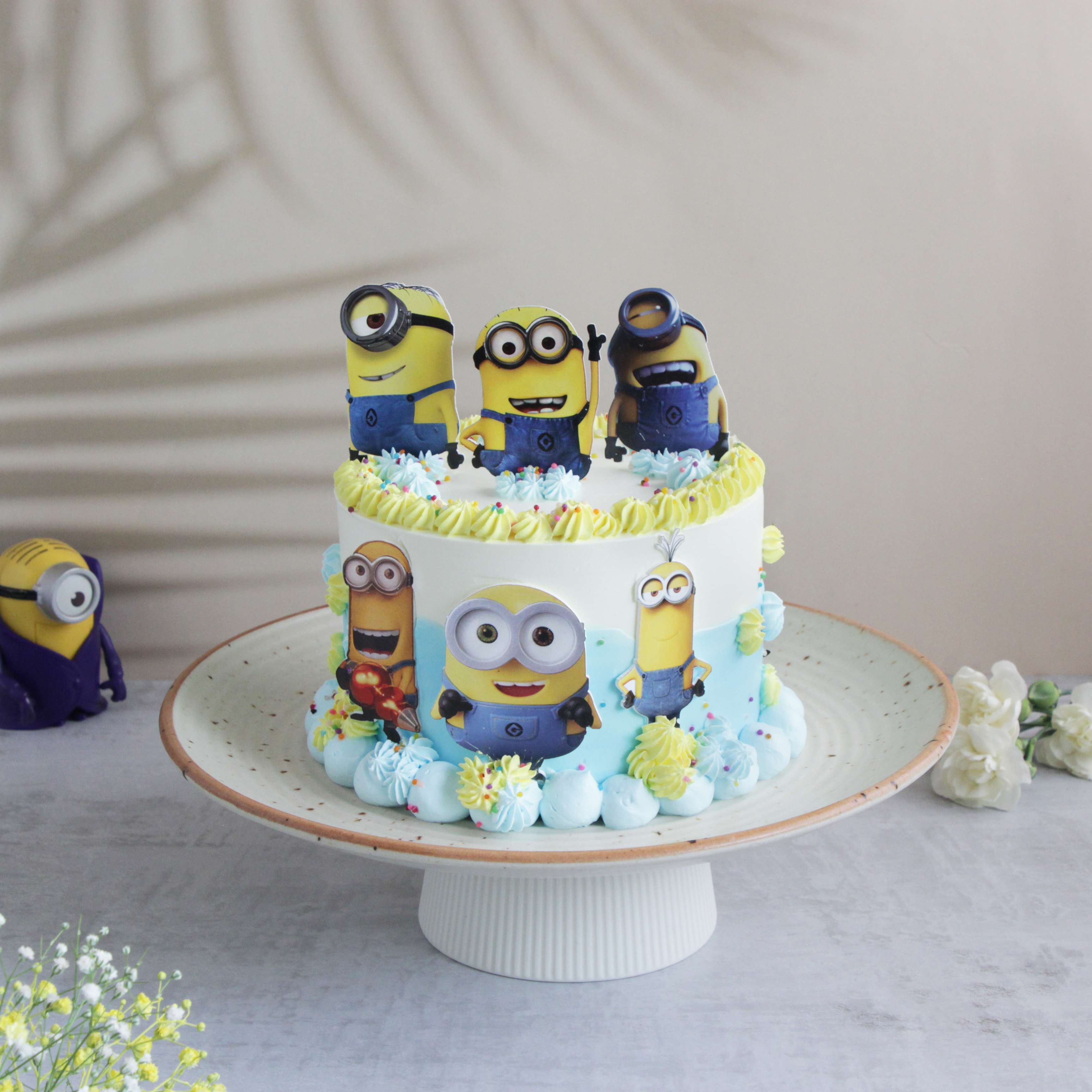 Minion Decorated Cake