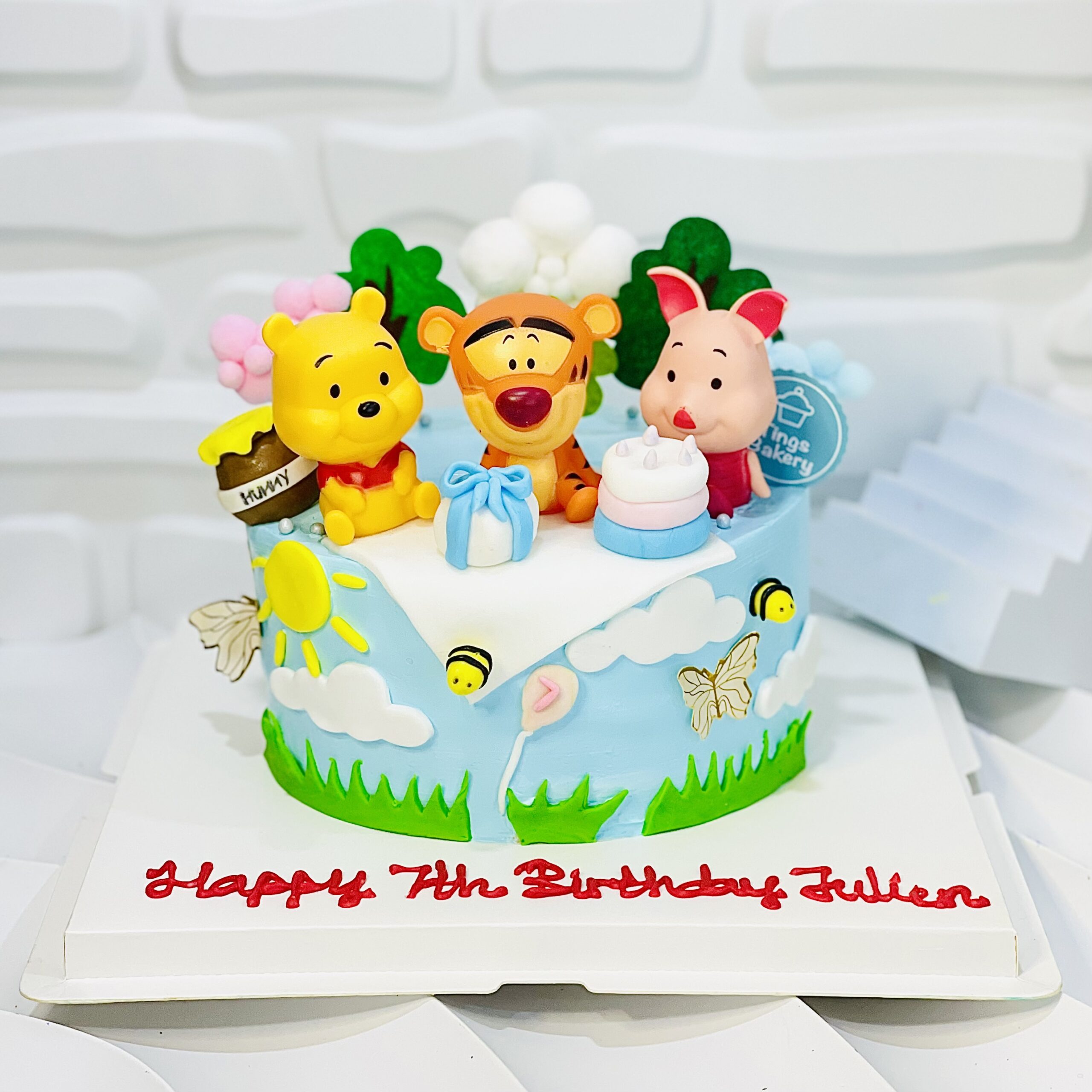 Winnie the Pooh Decorated Cake