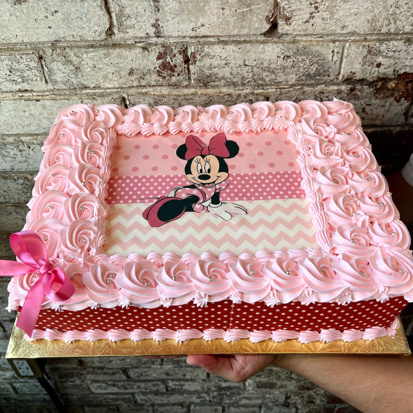 Minnie Decorated Cake