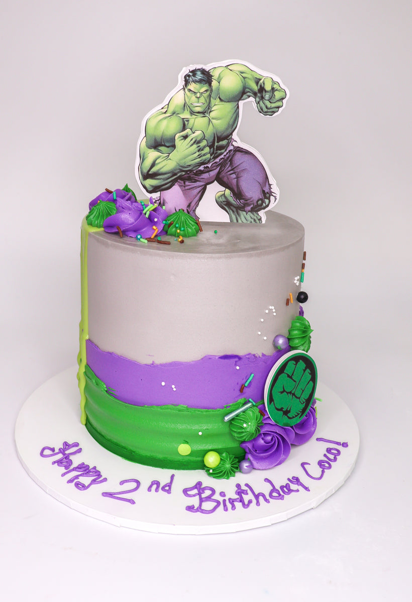 Hulk decorated cake