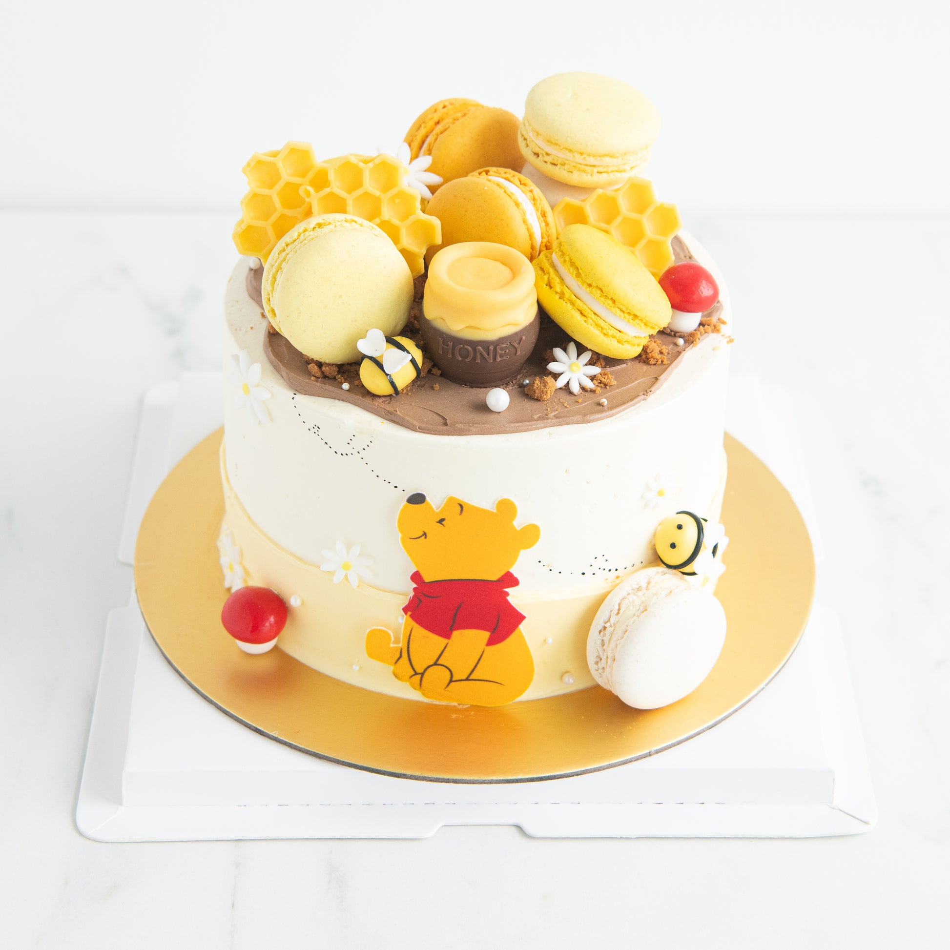 Winnie the Pooh Decorated Cake