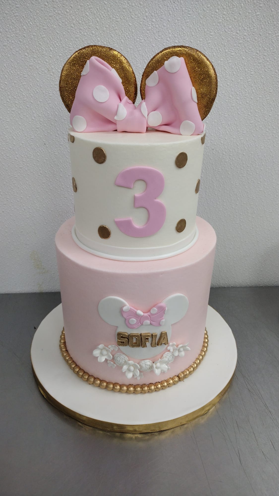 Minnie Decorated Cake