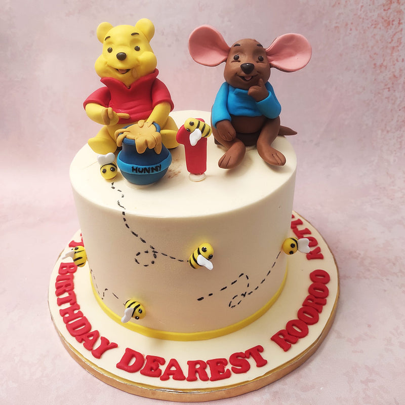 Winnie the Pooh Decorated Cake