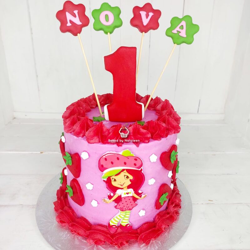 Strawberry Shortcake Decorated Cake