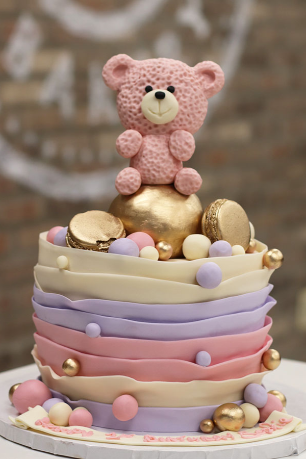 Teddy bear decorated cake