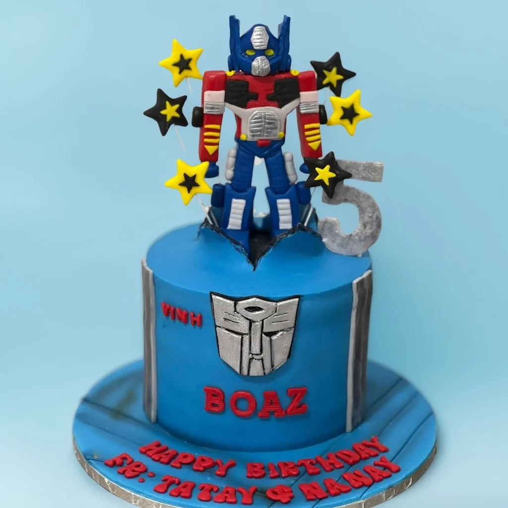 Transformers decorated cake