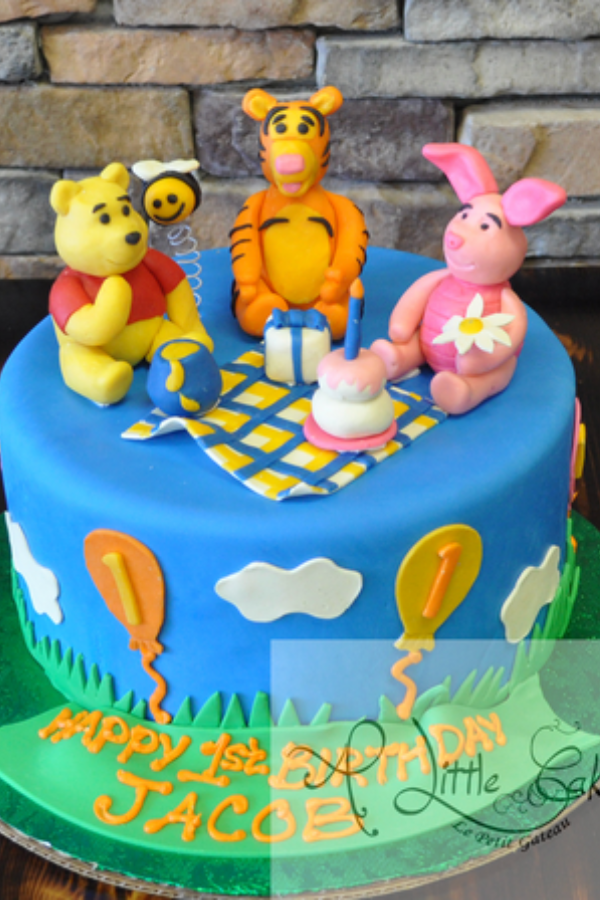 Winnie the Pooh Decorated Cake