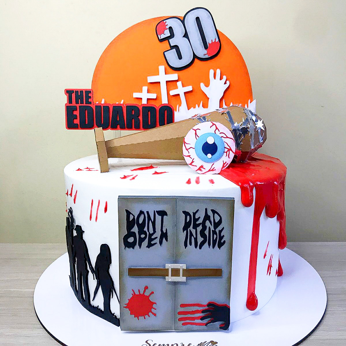 The Walking Dead Decorated Cake