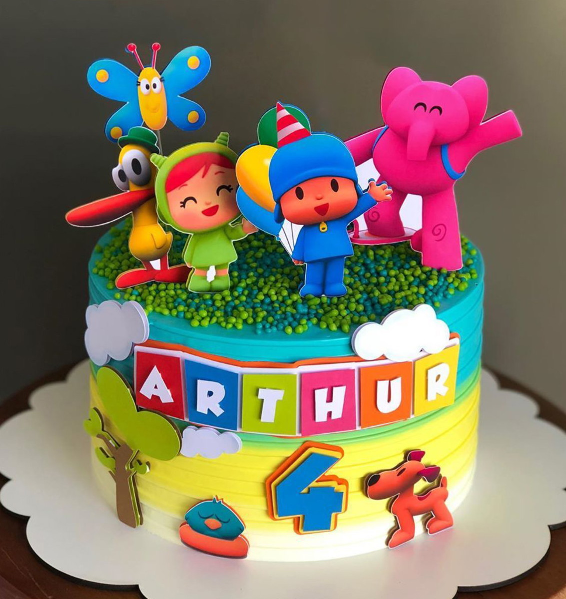 Bolo Decorado Pocoyo