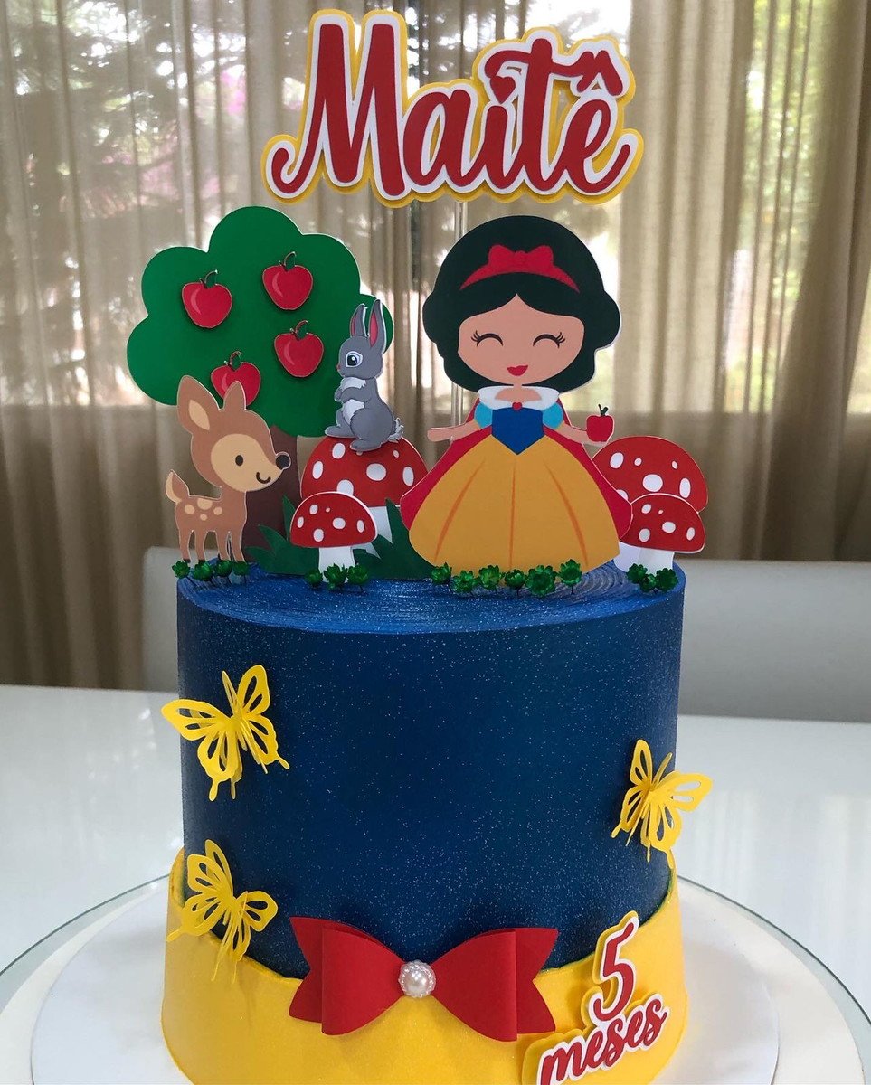 Bolo Decorado Branca Neve