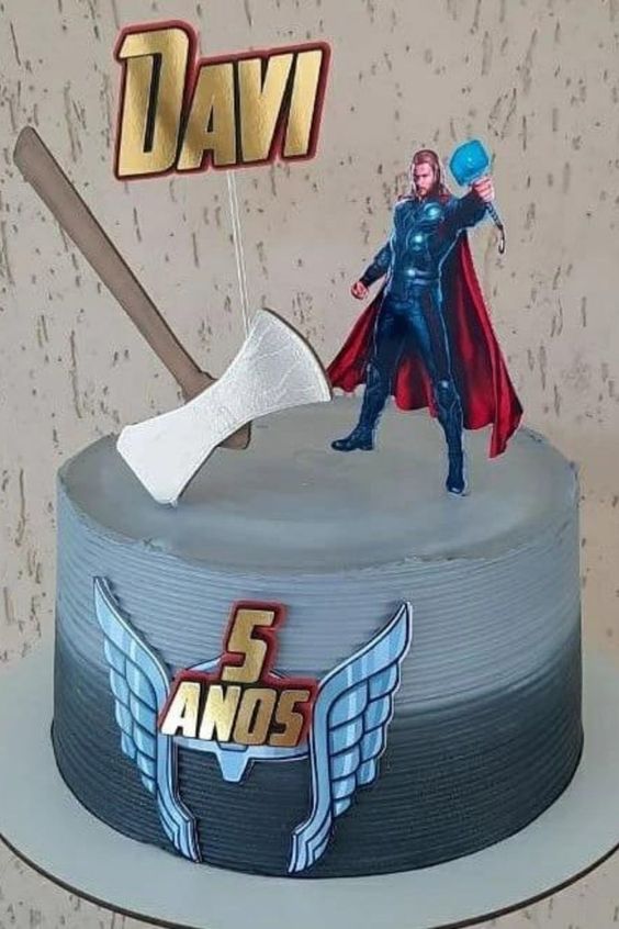 Bolo Decorado Thor