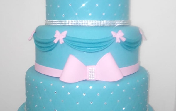 Bolo Decorado Azul Tiffany