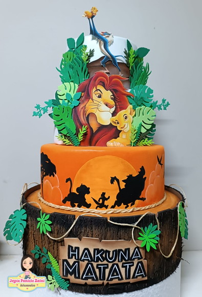 Bolo Decorado Hakuna Matata