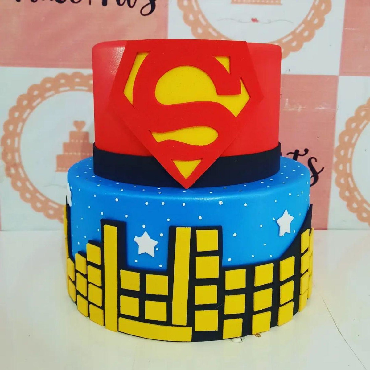 Bolo Decorado Superman