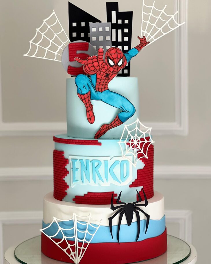 Bolo Decorado Homem Aranha