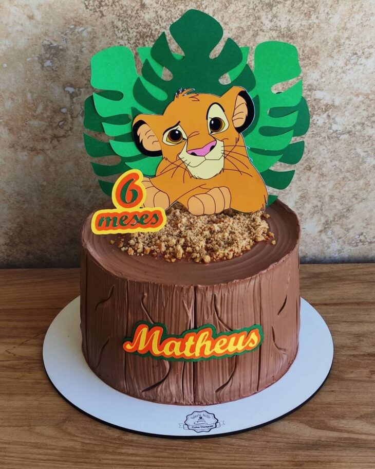 Bolo Decorado Hakuna Matata