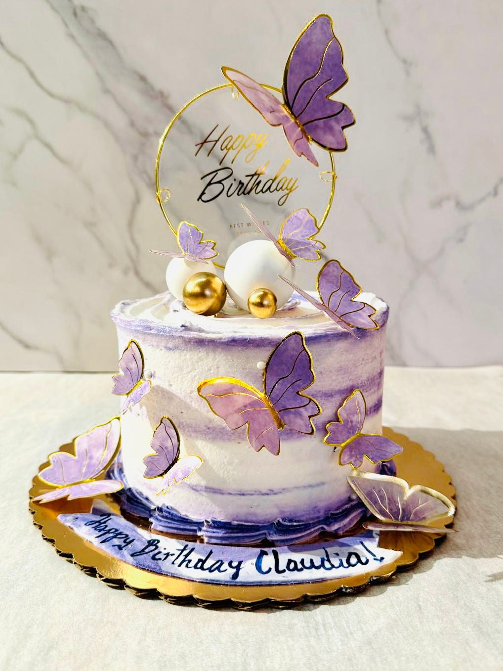 butterfly decorated cake