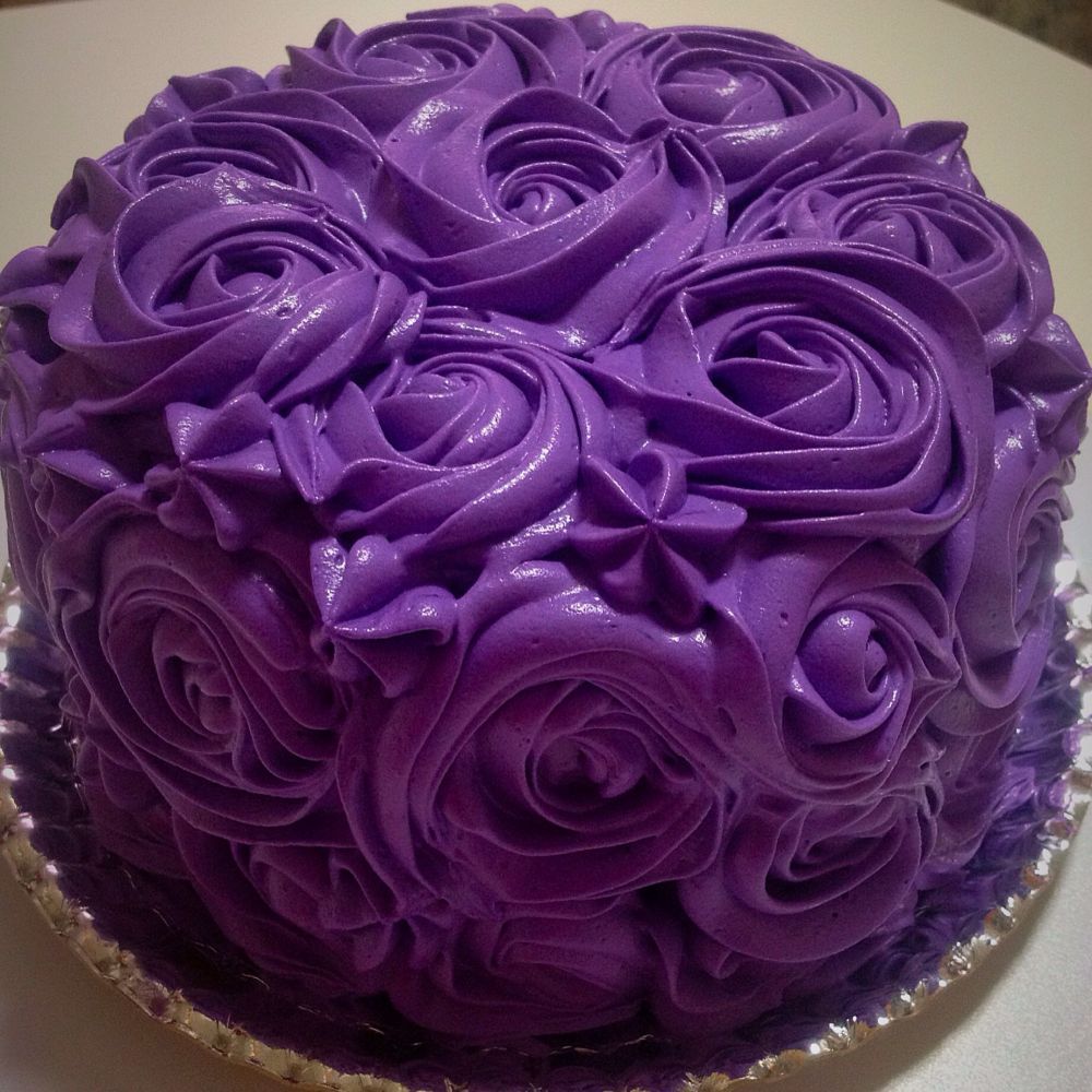 Bolo Decorado Roxo