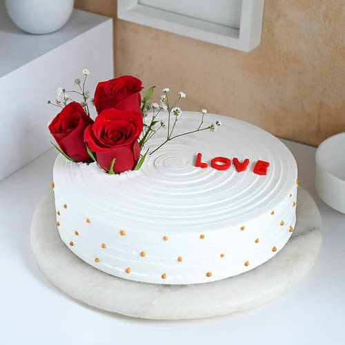 Lovely Couple Decorated Cake