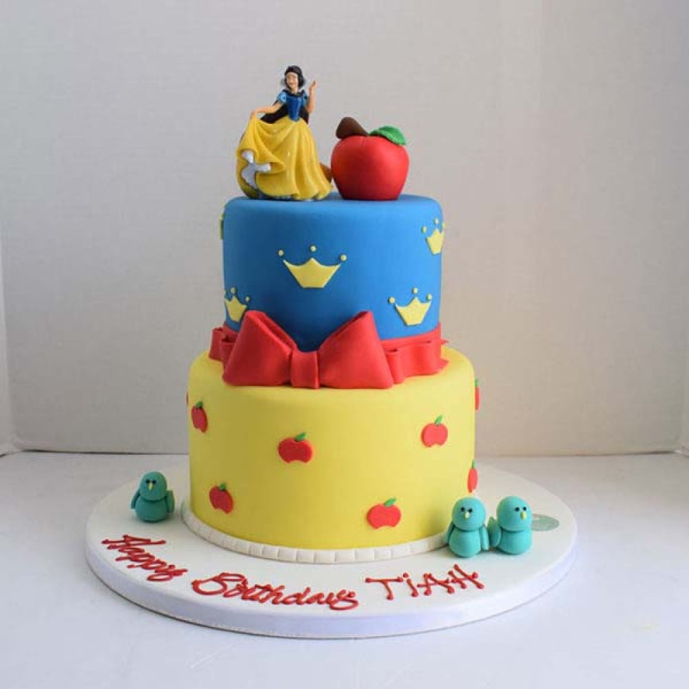 Snow White Decorated Cake